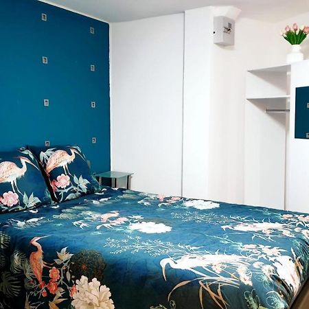 Jolie Appartement Avec 2 Chambres Partagees Paris Eksteriør bilde