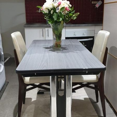 Jolie Appartement Avec 2 Chambres Partagees Paris Eksteriør bilde